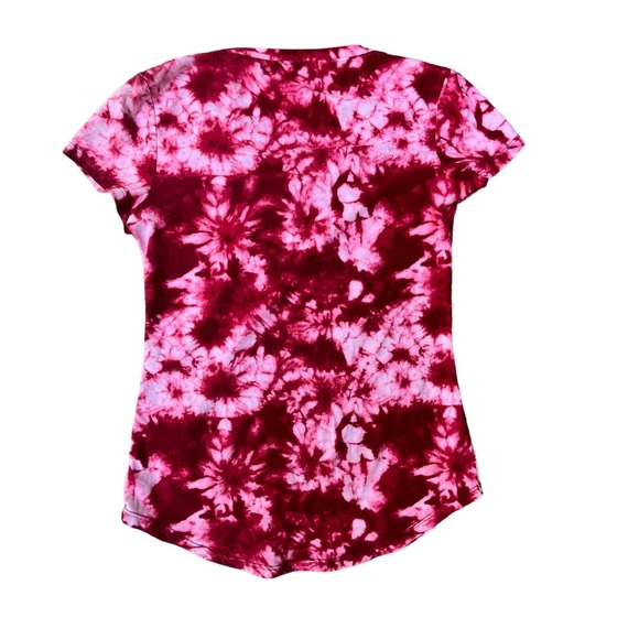 Fuchsia red and white tie die polyester shirt. XS women’s or juniors - Picture 7 of 8